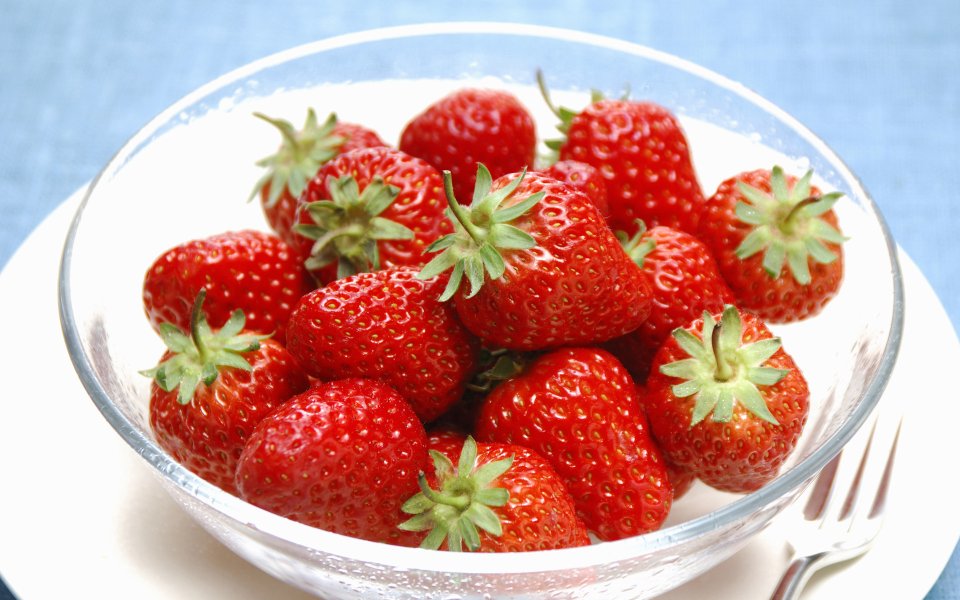 Strawberry_photos_Fresh_Strawberry_Picture_F045077