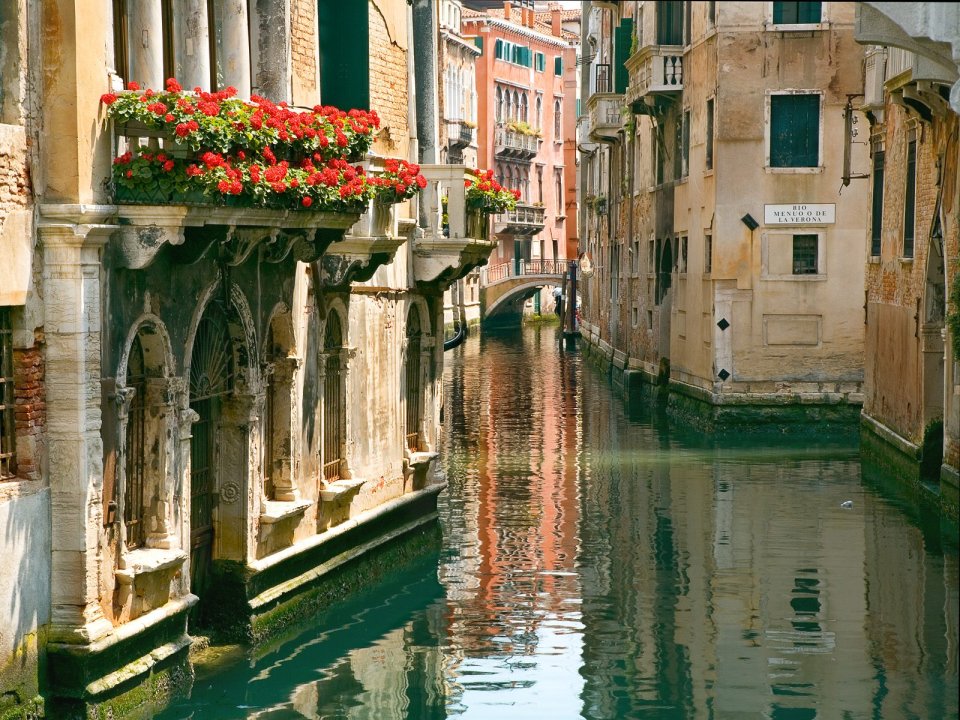 Venetian_Reflections_Venice_Italy
