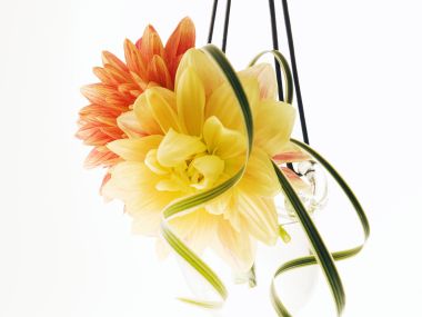 0HR139_350A_Wedding_Fowers