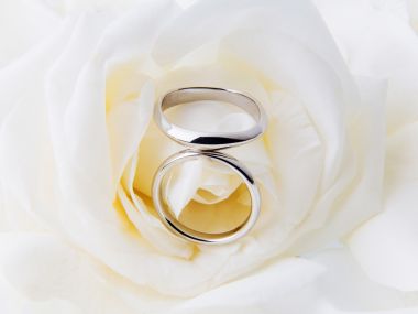 0HR141_350A_Wedding_ring