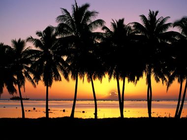 Aitutaki_Island_at_Sunset_Cook_Islands