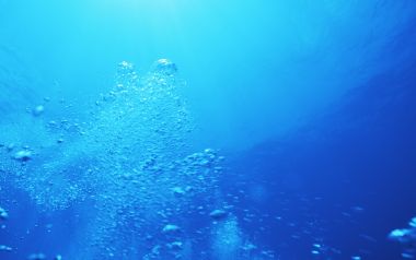 Aquamarine Color Of Sea Water In Hawaii Jy083 350a