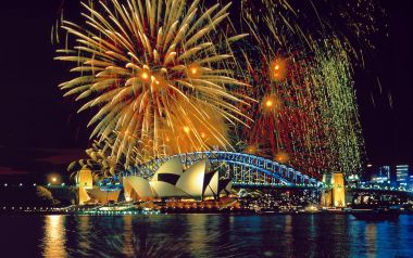 Australia, Fireworks over the Sydney Opera House and Harbor Bridge