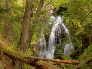 Cascade_Falls_Moran_State_Park_Orcas_Island_Washington