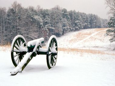 美国内战遗址雪景大炮