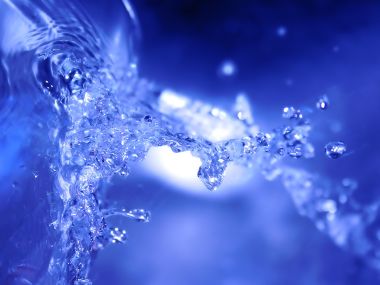 Exploding_With_Water
