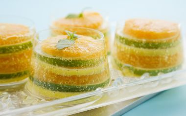 Fresh_Fruit_dessert_photo_JT007_350A