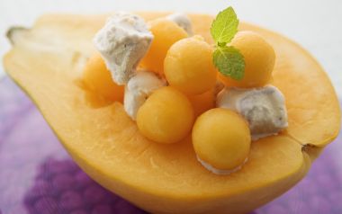 Fresh_Fruit_dessert_photo_JT008_350A