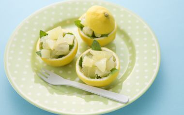 Fresh_Fruit_dessert_photo_JT019_350A