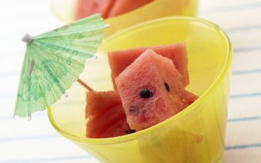 Fresh_Fruit_dessert_photo_JT085_350A