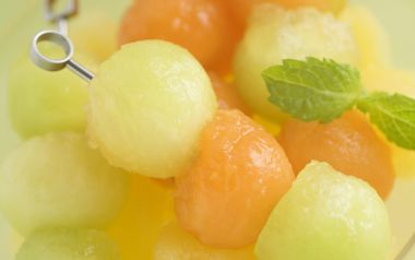 Fresh_Fruit_dessert_photo_JT102_350A