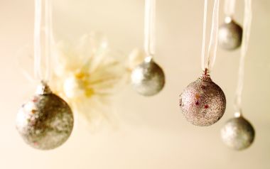 holiday_celebration_gifts_1007