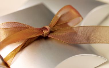 holiday_celebration_gifts_2006