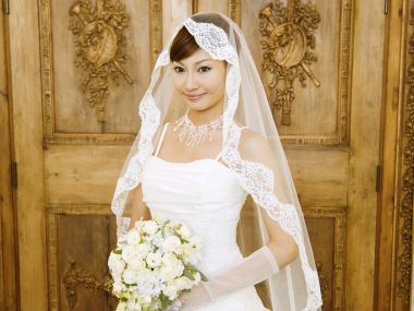 HR168_350A_wedding_dress