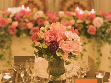 HR191_350A_Wedding_Fowers