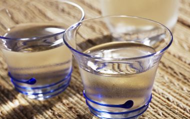 JW072_350A_cold_sake