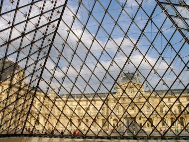 Louvre_Museum_Paris_France