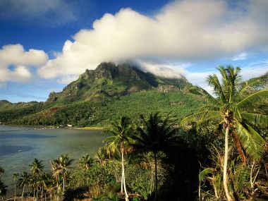 Morning_Light_on_Mount_Otemanu_Bora_Bora