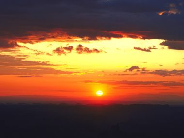 Navajo_National_Monument_at_Sunset_Arizon