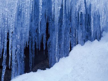 Snow_Winter_Scene_winter_snow_wallpapers_MIL50092_wallcoo.com