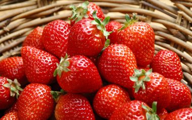 Strawberry_photos_Fresh_Strawberry_Picture_F045059