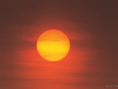 黄昏时分的金色夕阳