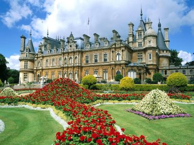 Waddesdon_Manor_Buckinghamshire_England
