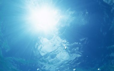 Wallcoo_com_sunlight_into_the_sea_water_Okinawa_sky_beach_Okinawa_JY091_350A
