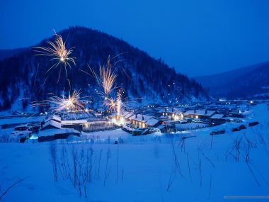 中国雪乡冬夜烟花盛景