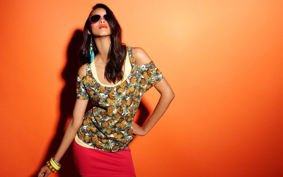 Fashion Woman Pineapple Print Outfit Orange Background