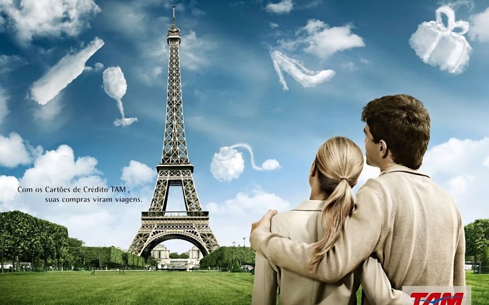 Paris Eiffel Tower Couple Romance Travel