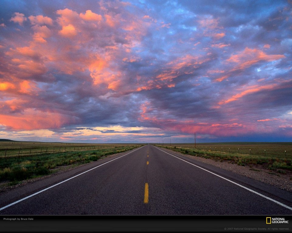 美国草原公路夕阳美景