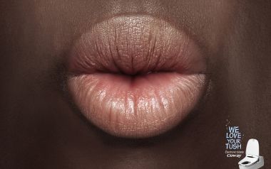 COWAY Ad Creative Lips Toilet Comparison