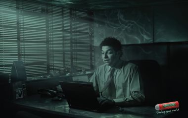 办公室水下办公场景创意广告