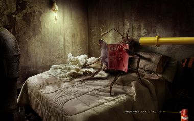 Creative Ad Ant Reading Magazine